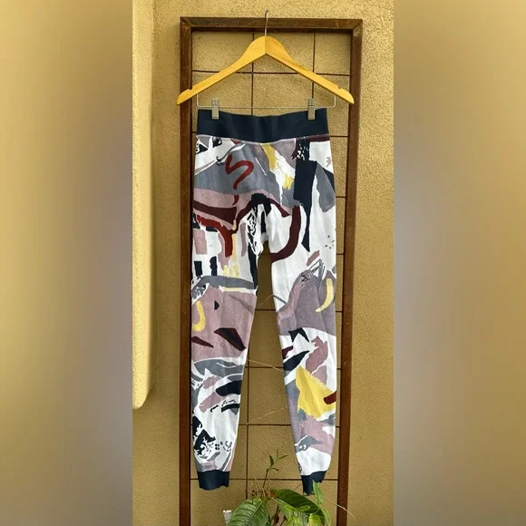 Sweaty Betty Multi-Color Leggings - Picture 3 of 6